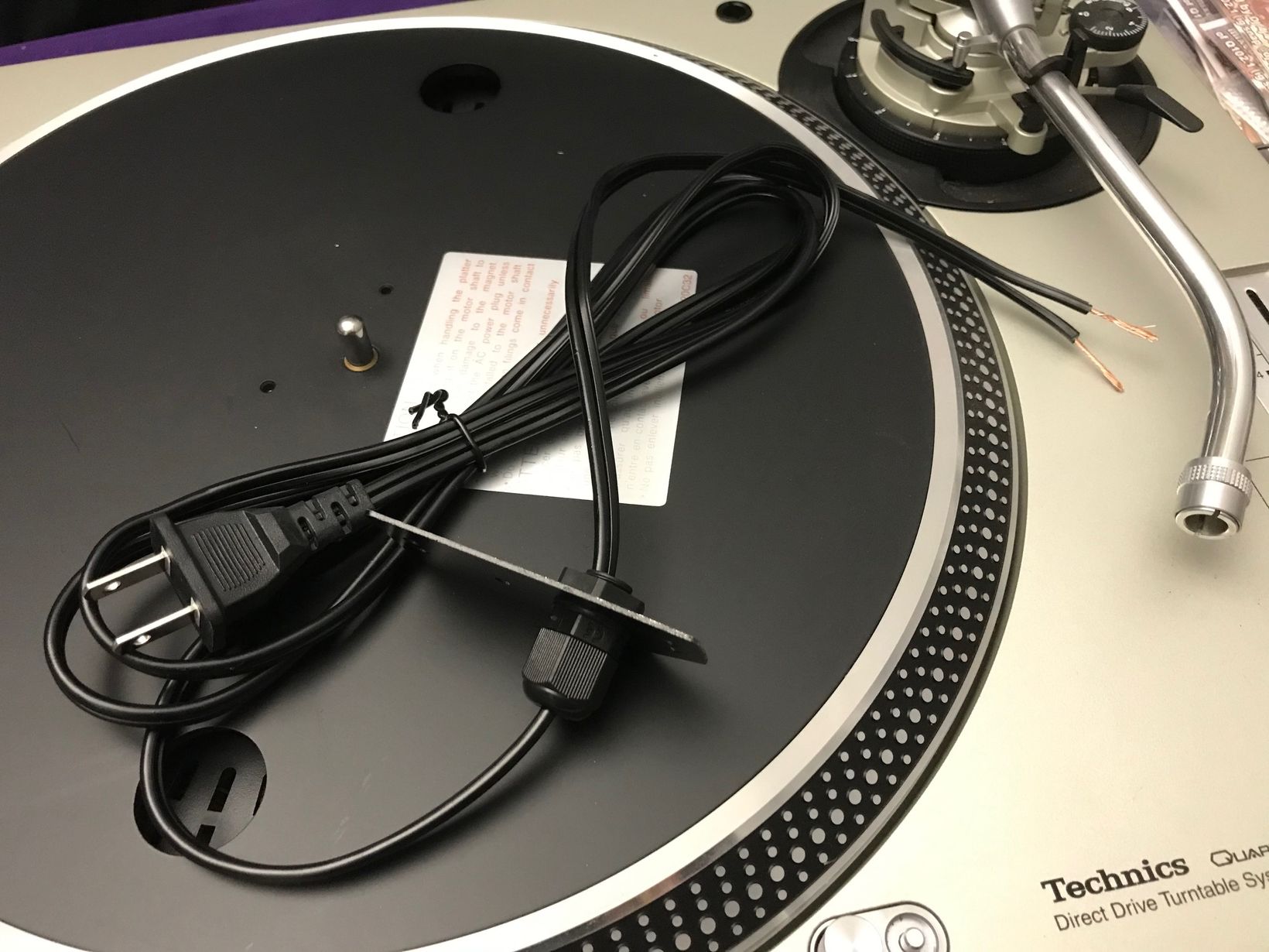 SL-1200 power cable