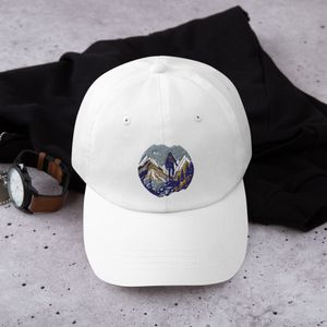 Classic Dad Hat with Embroidered Mountain Hiking Design – Perfect for Trekkers and Everyday Use