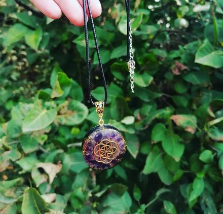 Orgon amulet reinforced with Vibrating Row