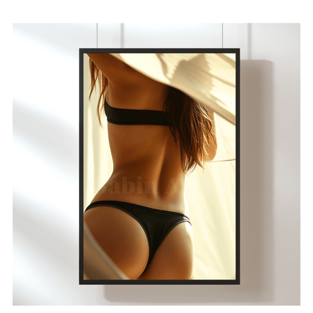 Sinnliche Rückenansicht einer Frau – Erotisches Digitalbild mit Lichtspiel