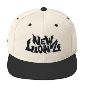 New Lionz Cream &amp; Black Snapback