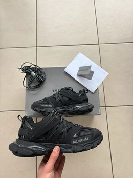 Balenciaga Track