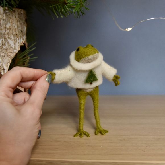 Needle Felted Lifelike Frog - In Christmas Jumper  - Doll - Ornament 