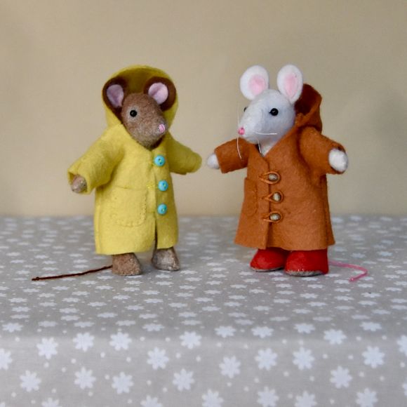 Rainy Day Outfit - Raincoat &amp; Welly Boots For Titch the Mouse Doll  