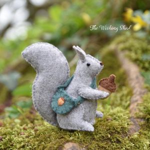 Syril The Squirrel - Felt Sewing Pattern  