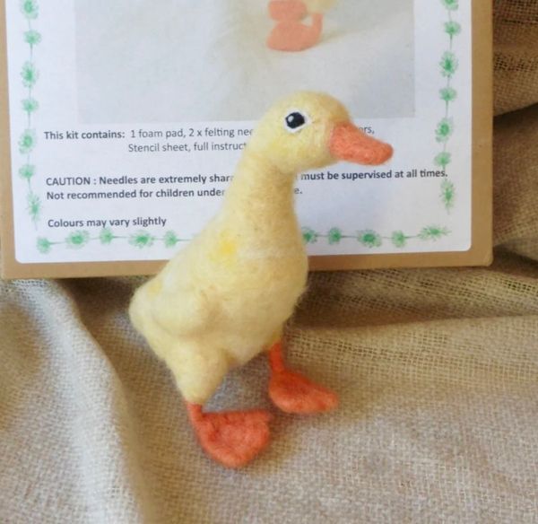 Life-like Yellow Ducking - Needle Felting Pattern PDF - Tutorial 