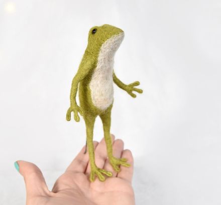 Poseable Leggy Frog - Needle Felting Pattern PDF Tutorial  - The Wishing Shed