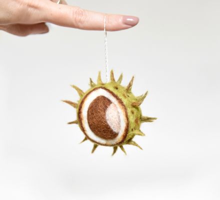Realistiic Conker Needle Felting Pattern PDF - Tutorial  