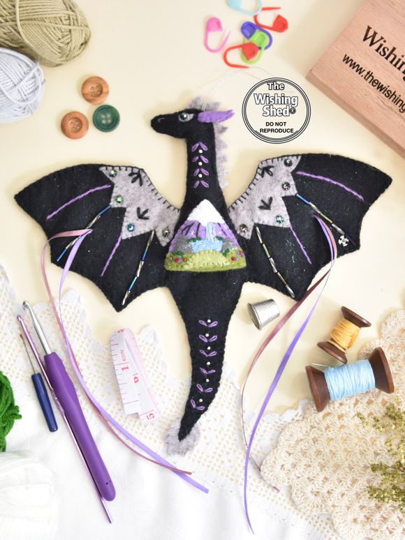 Arlo The Dragon - Sewing Case / Crochet Hook Holder - Felt Sewing Pattern The Wishing Shed®️ 