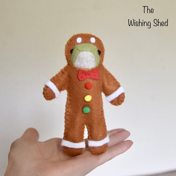 Miniature Gingerbread Outfit For Frog Doll - Sewing Pattern - Tutorial 