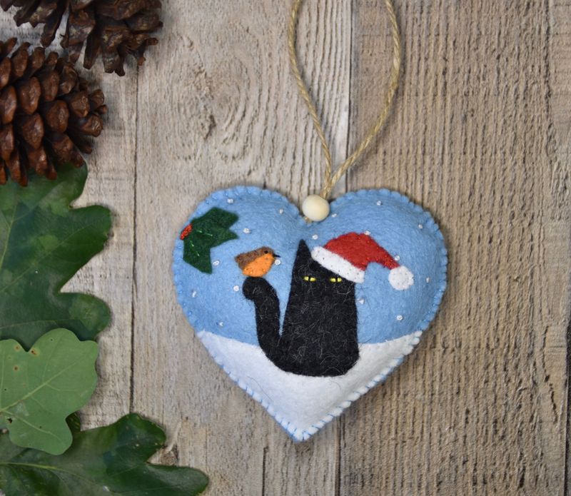 Naughty Black Cat Felt Heart Sewing Pattern - Christmas Ornament Tutorial 