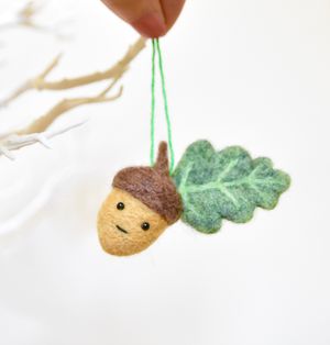Magic Acorn - Needle Felting Pattern PDF - Tutorial - The Wishing Shed - Christmas Tree Ornament