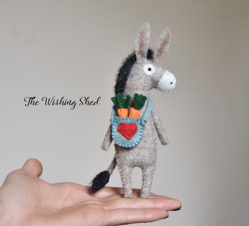 Darcy The Donkey Felt Sewing Pattern - The Wishing Shed 
