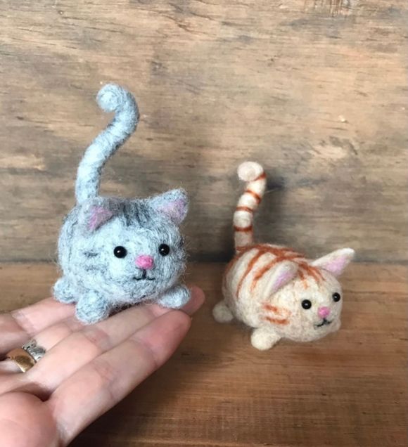 Miniature Kitty Cat - Easy Needle Felting Pattern PDF - Tutorial  