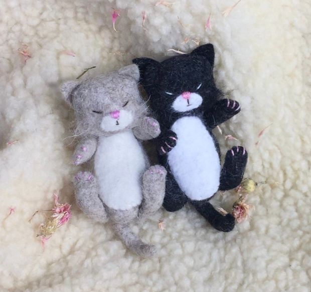 Tiny Sleeping Kitten - Cat Sewing Pattern PDF Tutorial - The Wishing Shed