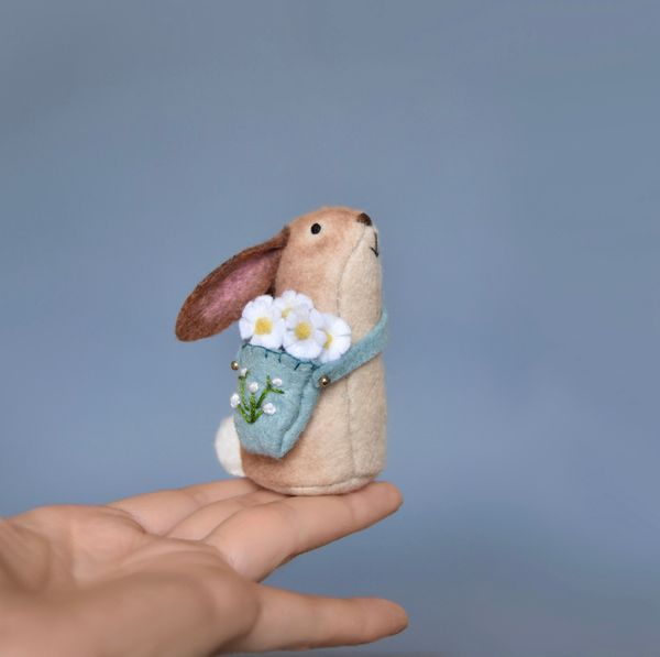 Hand-Stitched flower bunny - Daisys - Miniature Ornament  