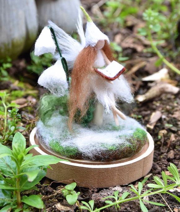 Snow drop Book Reading Fairy - Needle Felting Pattern PDF - Tutorial 