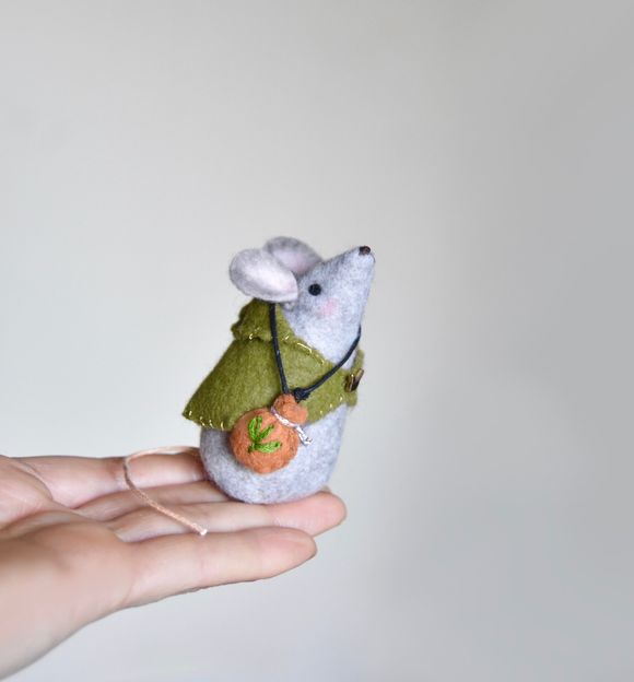 Herbalist Mice  - Mouse Sewing Pattern 
