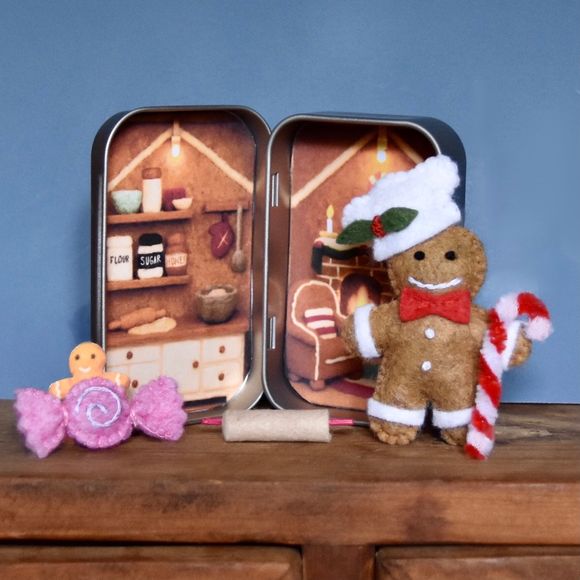 Miniature Gingerbread Man With House PlaySet Tin -PDF SEWING PATTERN - The Wishing Shed  