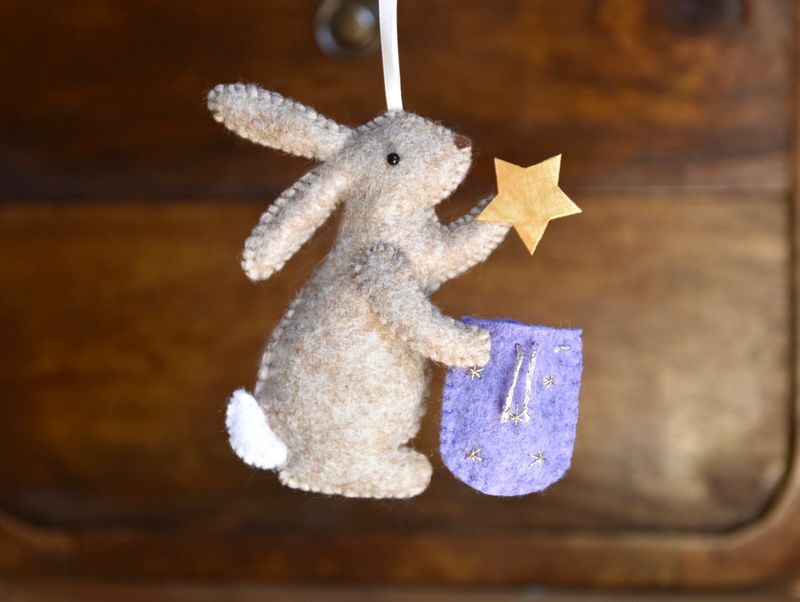 Star Collector - Felt Bunny Rabbit - Sewing Pattern 