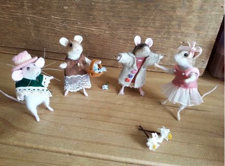 Sewing Pattern - Miniature Clothes - Girls Set - Sewing Pattern PDF Tutorial - The Wishing Shed