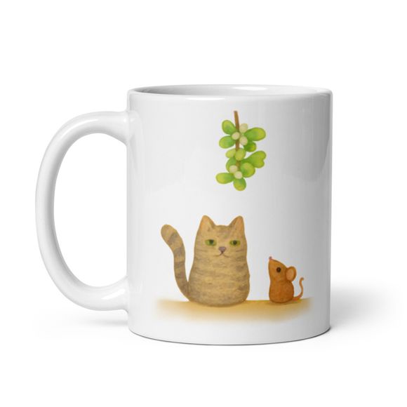 Tabby Cat With mouse Friend Under The Mistletoe  - Novelty Mug 