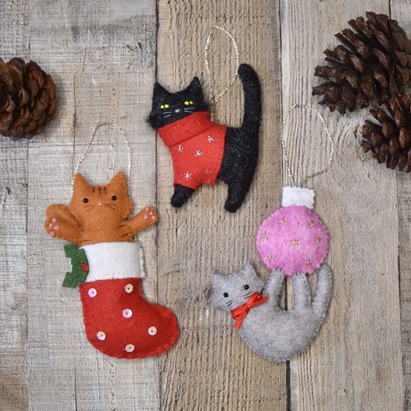 Christmas Cats Bauble Ornaments Black Cat - Sewing Pattern - Tutorial 