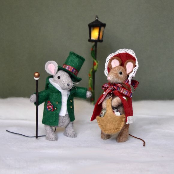 Miniature Christmas Victorian Outfits For Titch the Mouse Doll 