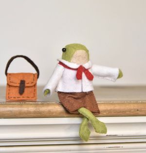 Miniature Victorian Schoolboy Outfit  - For Beanz The Frog Doll  - Easy Sewing Pattern PDF Tutorial 