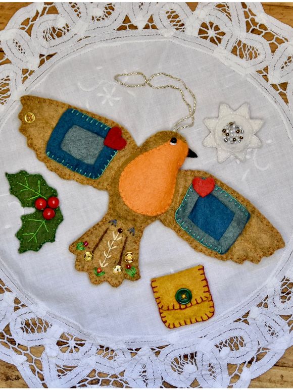 Online Video Workshop -  Ray the Robin Photo Holder Sew-Along With PDF - The Wishing Shed®️