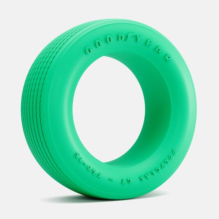 1/24 Scale, 15x7 Goodyear Polyglas F60-15 Tire