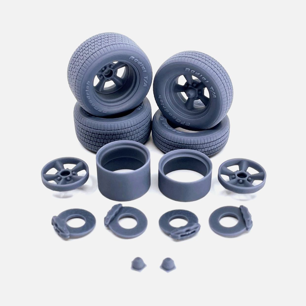 1/24 Scale Resin Model Car Parts - 15-Inch Aftershock Wheels With 35-Inch Mud Tires