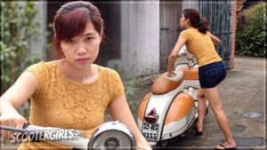 Sweet Vespagirl