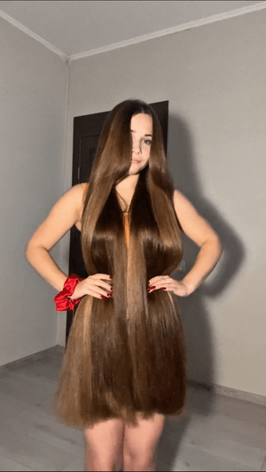 Dasha Shiny Hair 4k