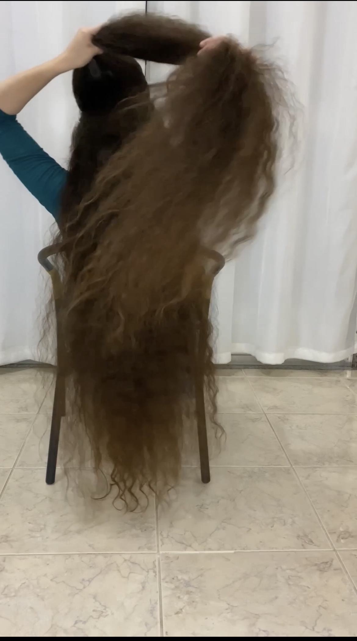 Lorena Chair Hairplay