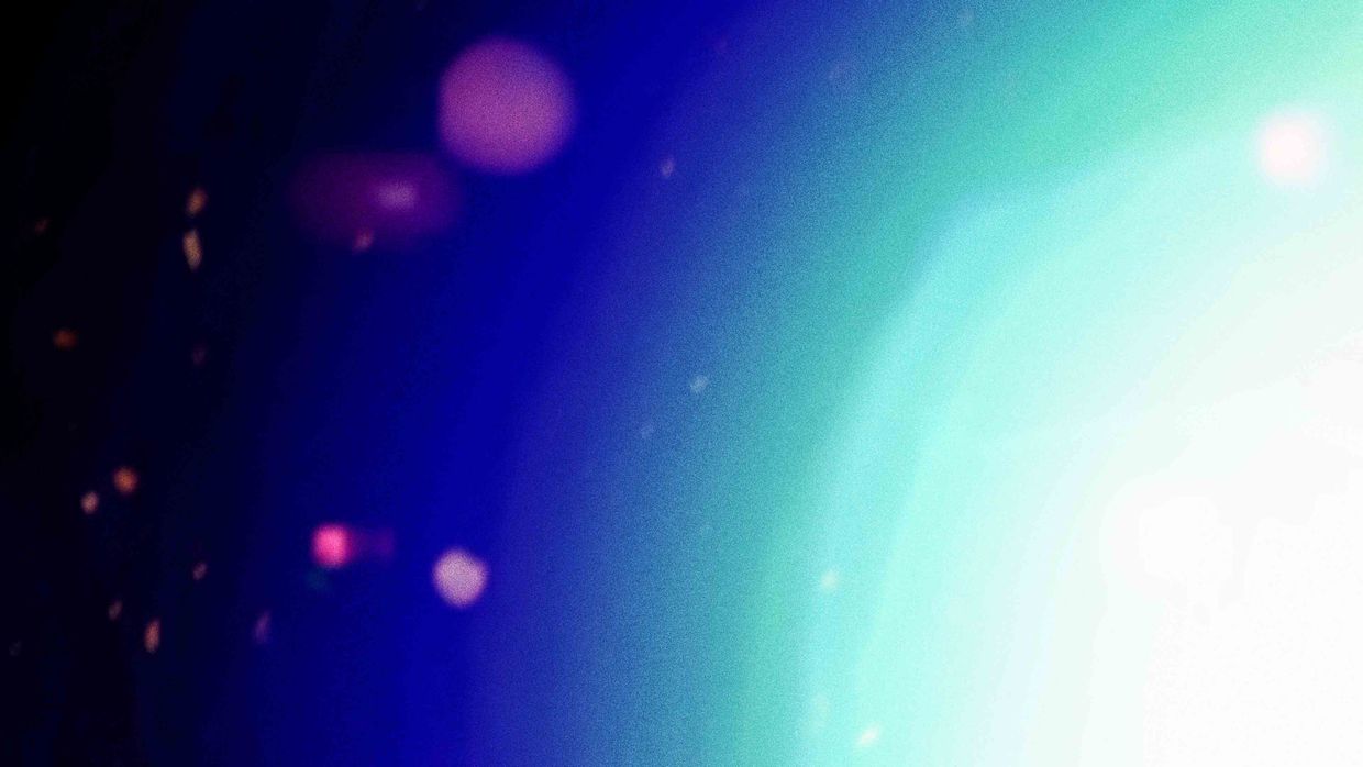 Think Make Push - Film-Inspired Retro Light Leak Overlay with SOUND