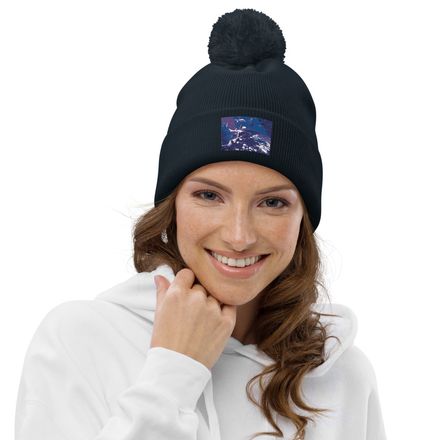 ZAG Stingray Pom-Pom Beanie 