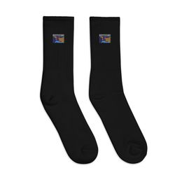 Glen Laundry  Embroidered Crew Socks 