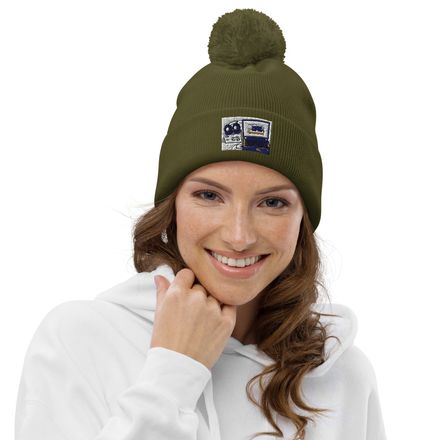 Juvy Laptop Pom-Pom Beanie 