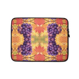 bbluna60 Grapes Laptop Sleeve