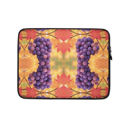 bbluna60 Grapes Laptop Sleeve