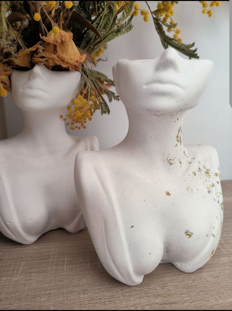 Mezzobusto donna 