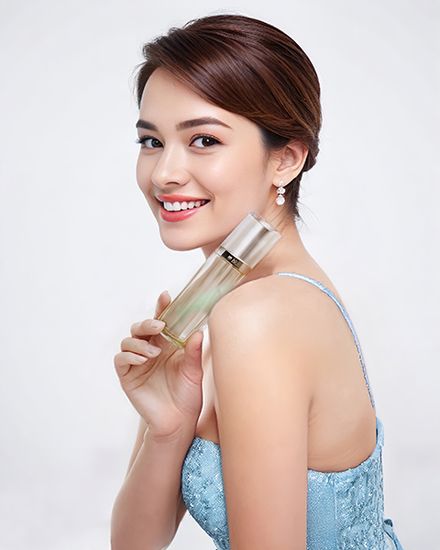 Model Cosmetic 10