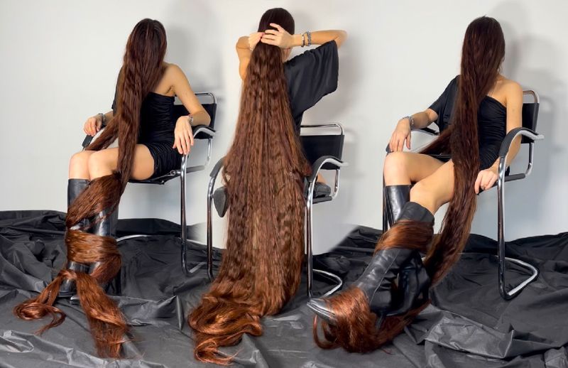 01 March On-demand Custom video: High boots, short dress and super long wavy hair