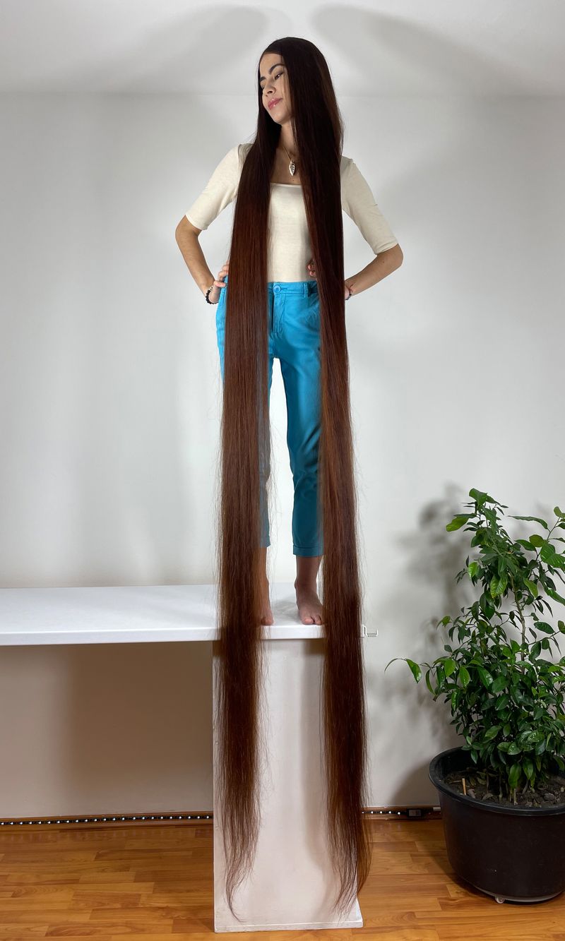 December Custom Photos_01: Rapunzel stays on the table (Set of 40 photos)
