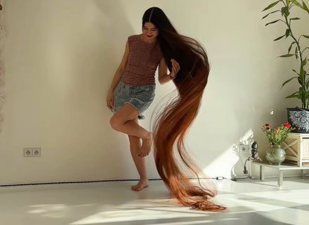 On demand Custom video:🖤Tangled Rapunzel — Playful Ultra Long Hair Struggle Show (270+ cm Hair)🖤