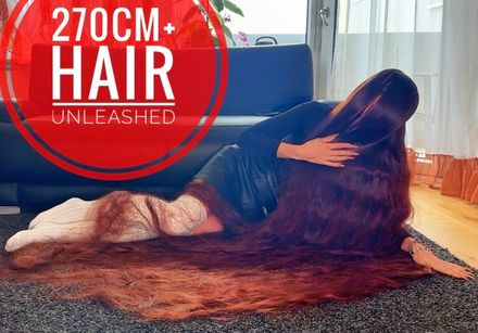 270CM+ Hair Unleashed – A Mesmerizing Rapunzel Hair Display