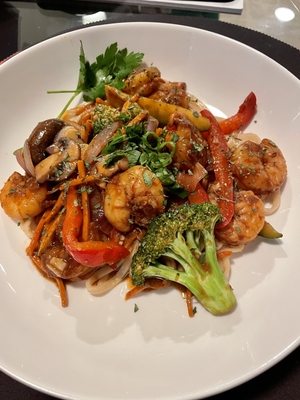 Shrimp &amp; Veggie Stir Fry with Udon Noodles