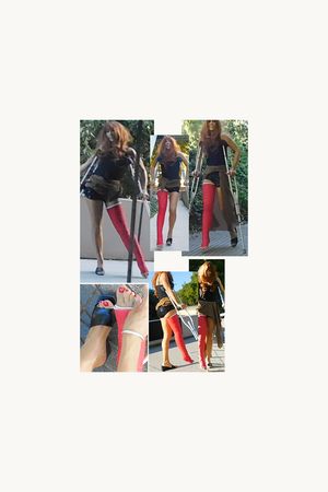 677 REd plaster cast 