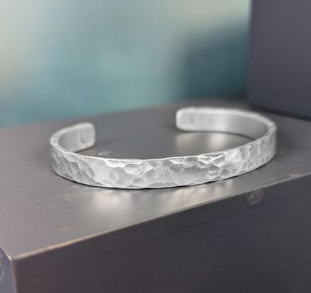 The Thing Isn&#x27;t in the Thing (Hammered aluminum)